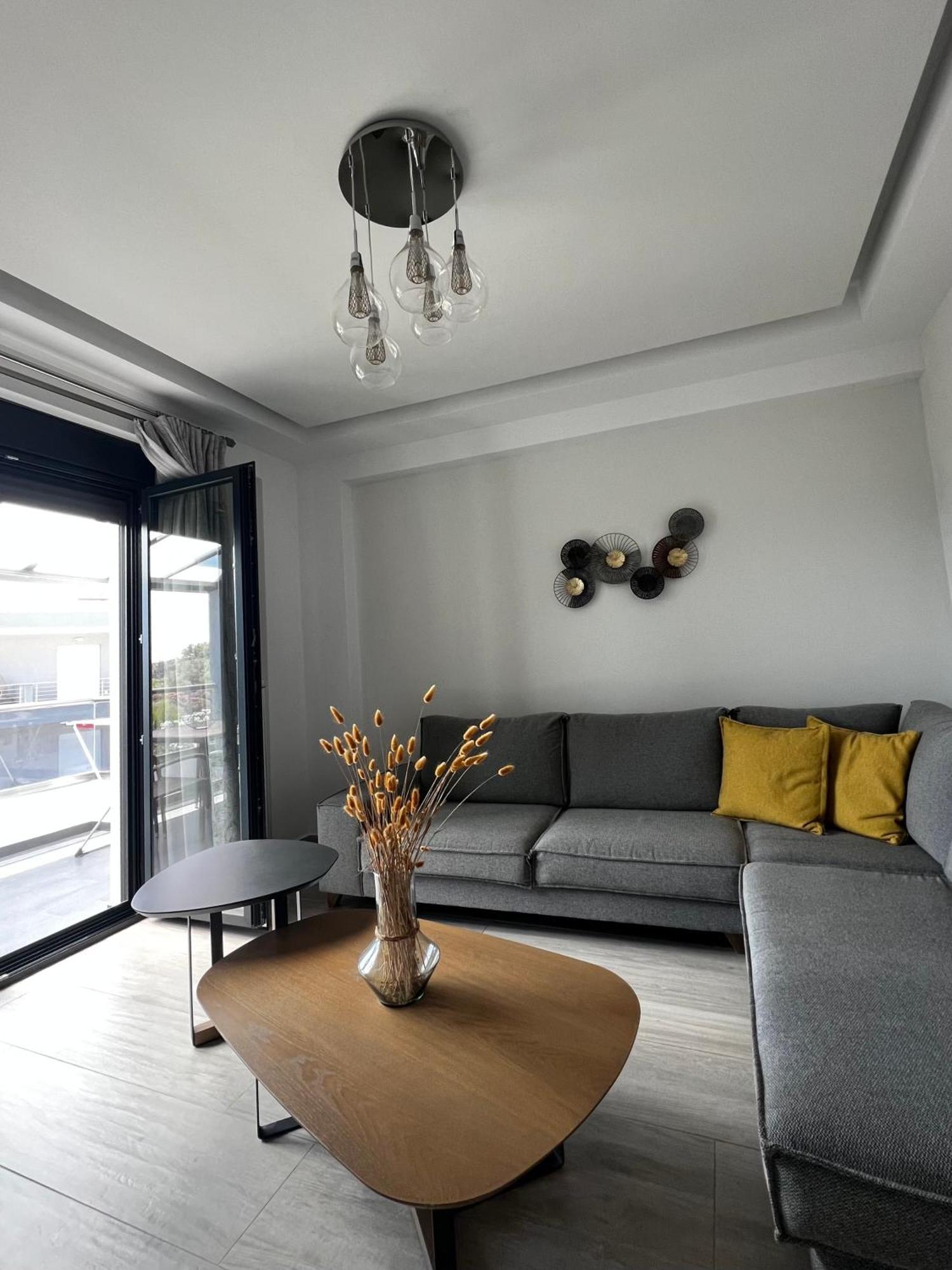 니키티 L&S House 아파트 외부 사진