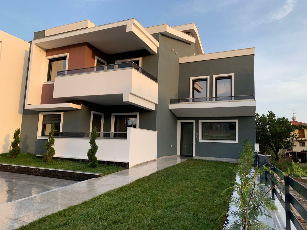 니키티 L&S House 아파트 외부 사진